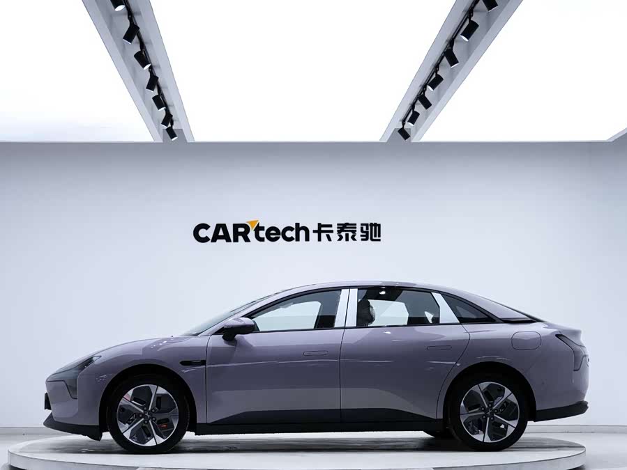 Xpeng MONA M03 2025 صورة سيارة #3