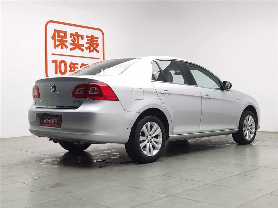 Volkswagen Bora 2012 immagine di auto #3