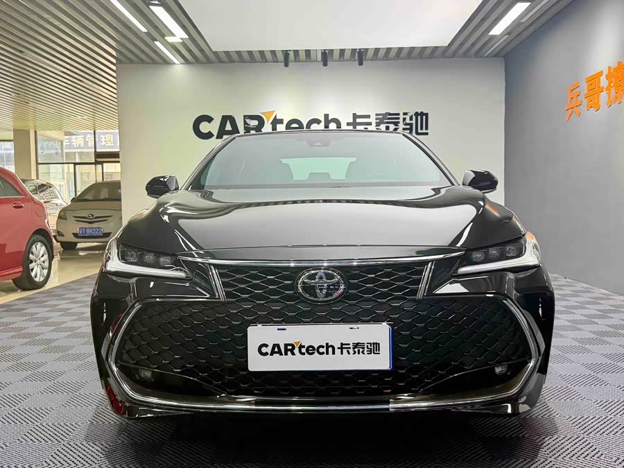 Toyota Avalon 2022 car image #3