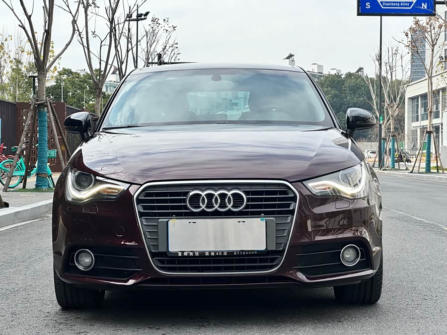 Audi A1 2015 car image #3