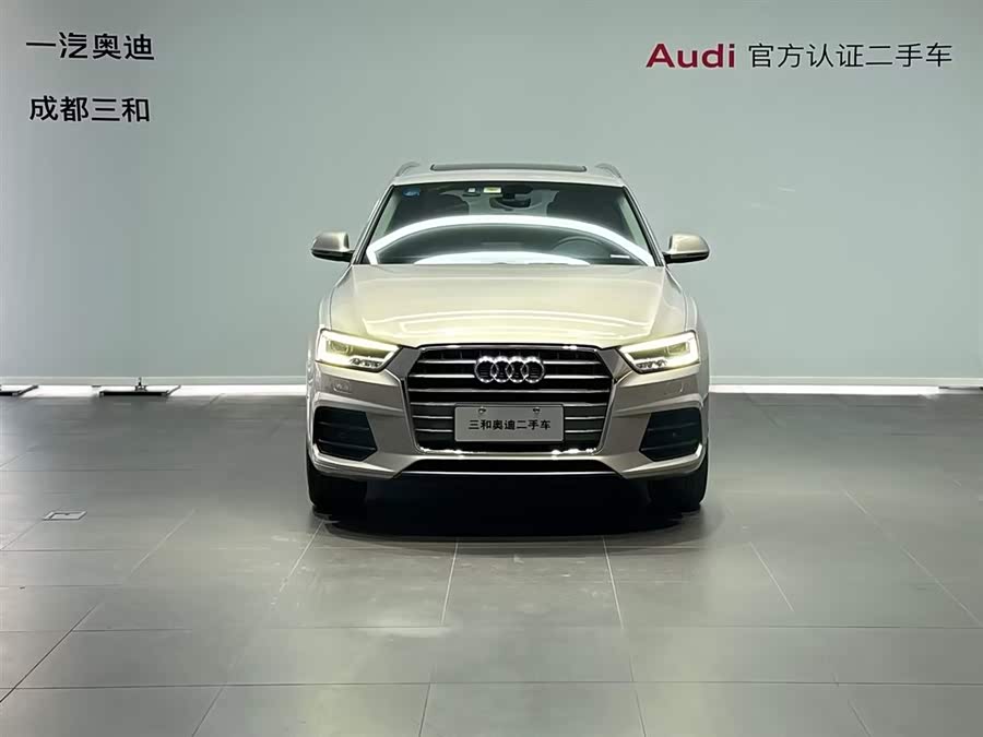 Audi Q3 2019 car image #3