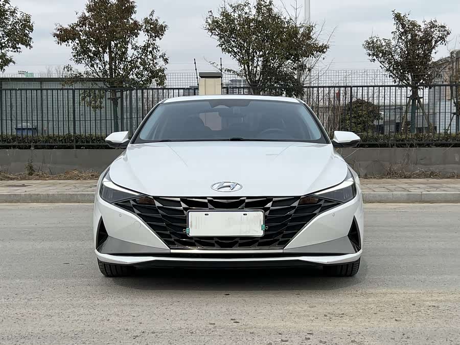 Hyundai Elantra 2021 car image #3