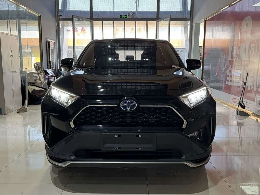 Toyota RAV4 Hybird E+ 2021 immagine di auto #3