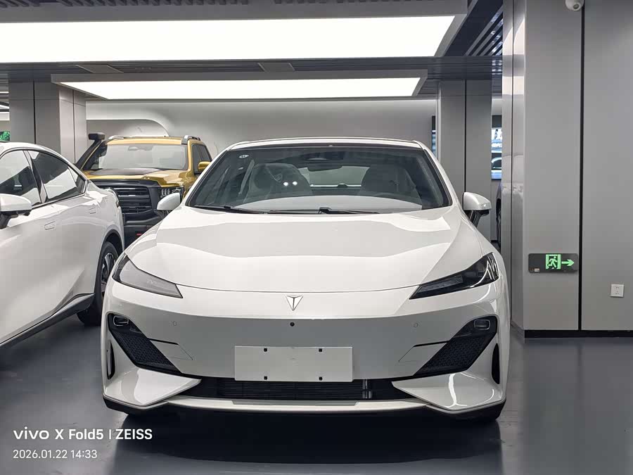 Deepal L07 2024 изображение автомобиля #3