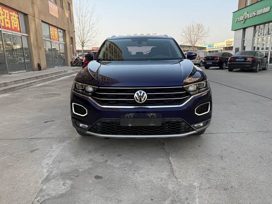 Volkswagen T-Roc 2019 #3 Volkswagen T-Roc 2019 car image #3