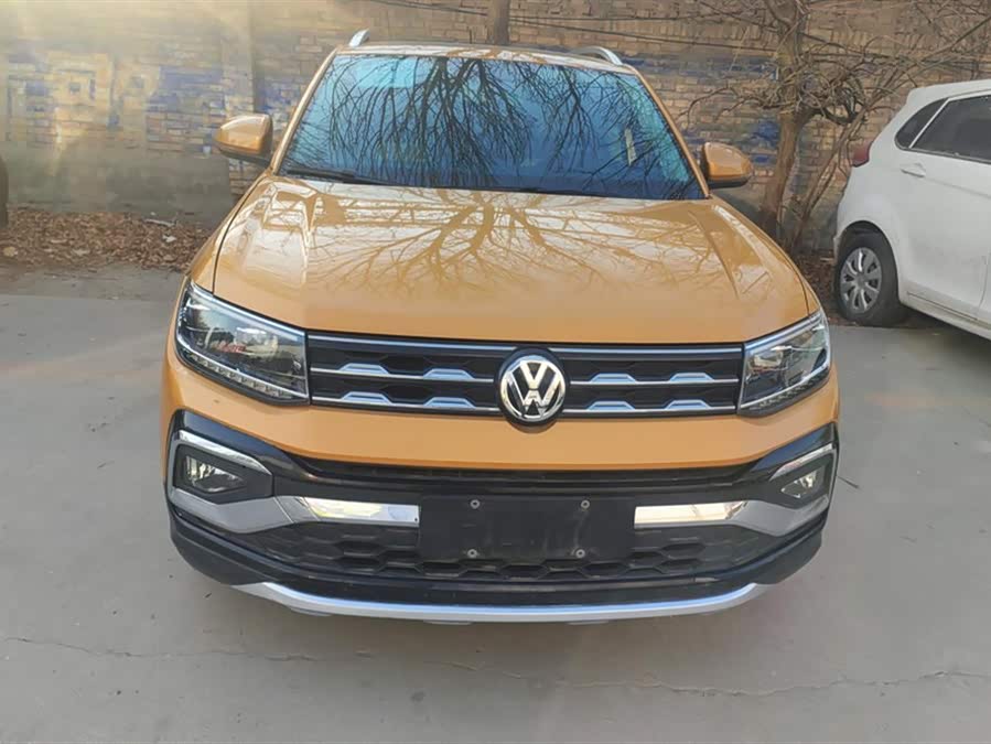 Volkswagen T-Cross 2019 car image #3