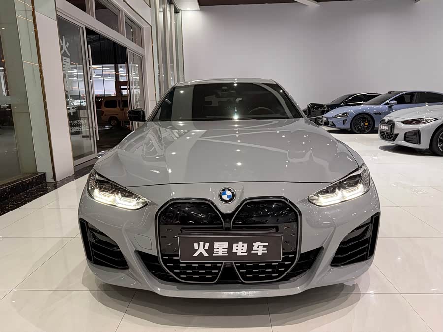 BMW i4 2025 #3 BMW i4 2025 car image #3