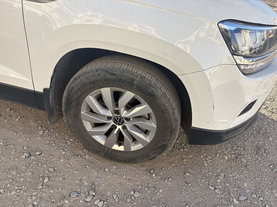 Volkswagen Tharu 2022 immagine di auto #3