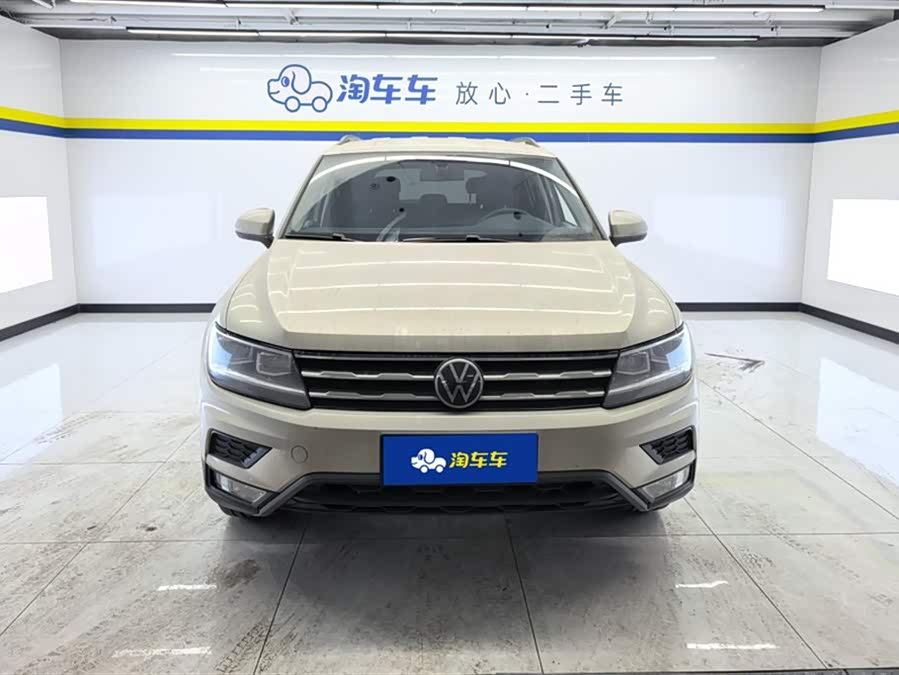 Volkswagen Tiguan L 2020 car image #3