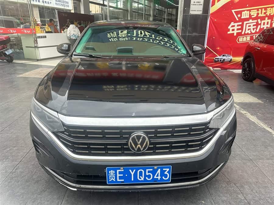 Volkswagen Passat 2022 immagine di auto #3