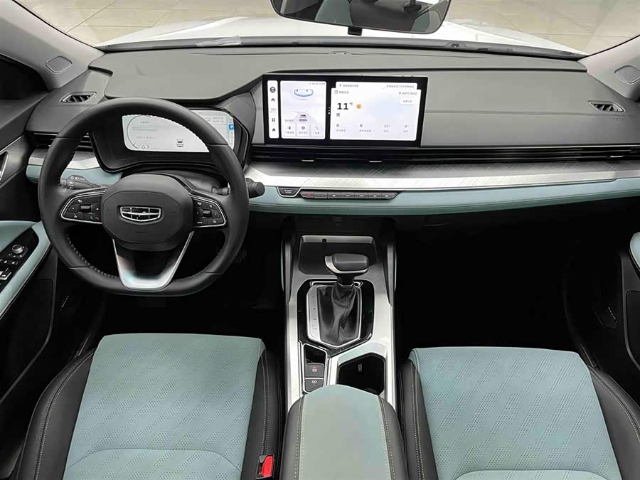 GEELY Emgrand L 2022 صورة سيارة #3