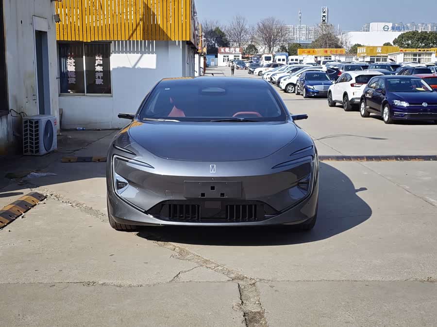 Avatr 12 2026 car image #3