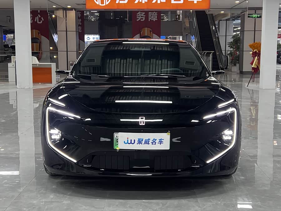 Avatr 12 2024 car image #3