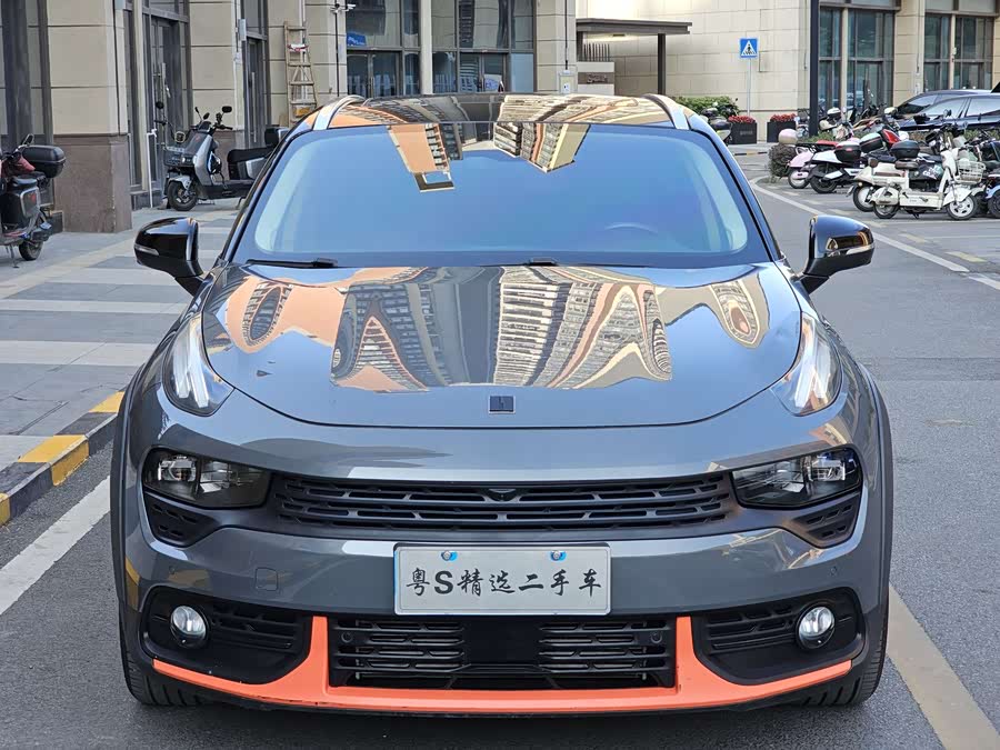 Lynk & Co 02 2020 car image #3