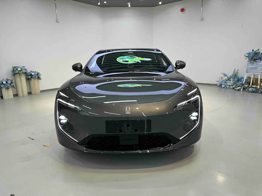 Avatr 12 2024 car image #3