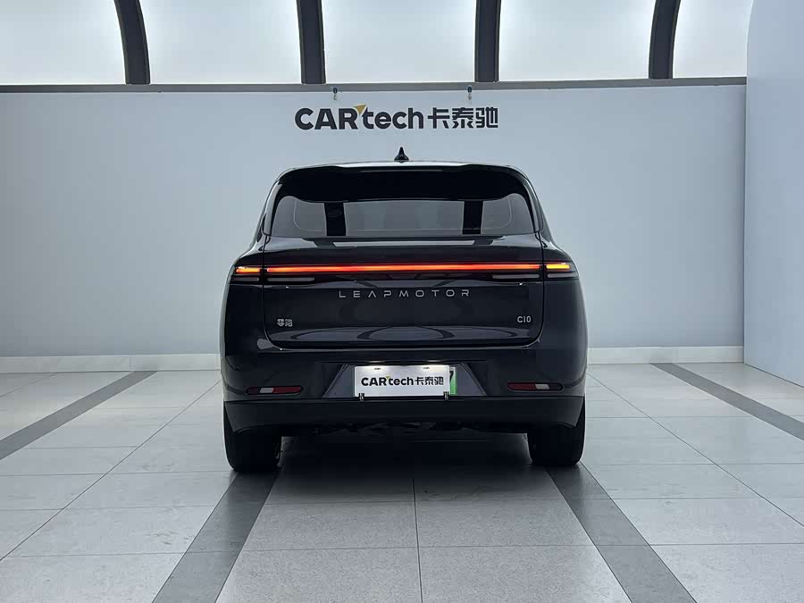 零跑汽车 零跑C10 2025 汽车图片 #3