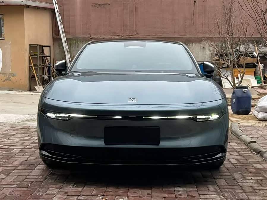 极氪 极氪007 2024 汽车图片 #3