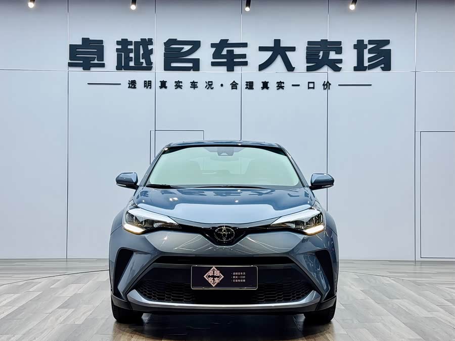 Toyota C-HR 2021 car image #3