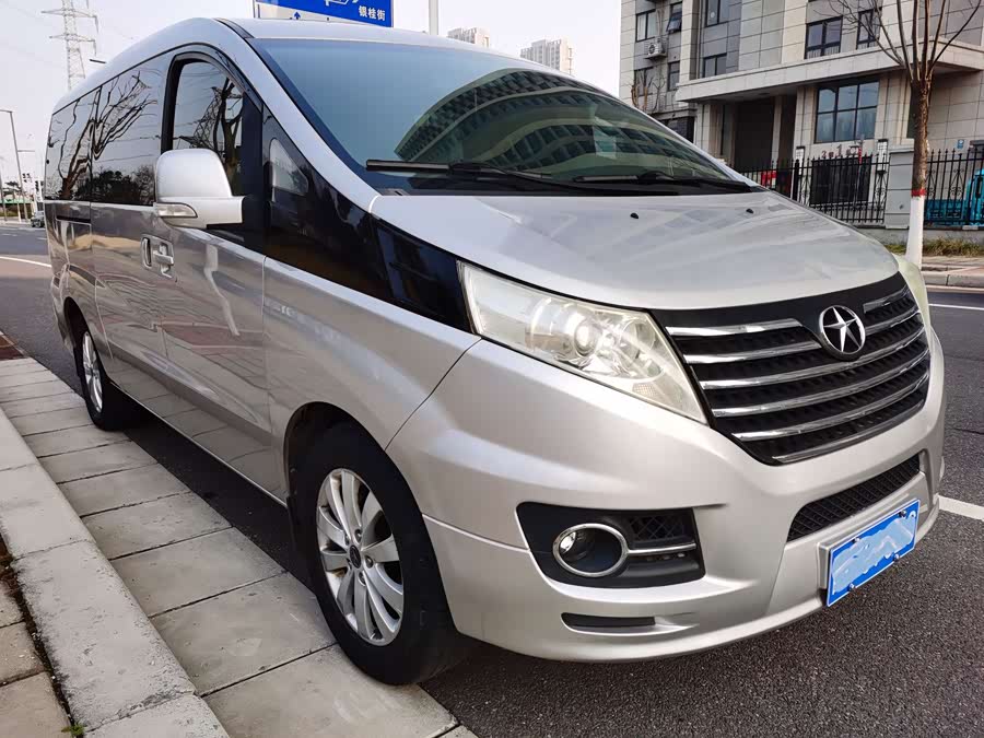 JAC 2015 #3 JAC 2015 car image #3