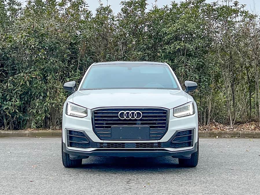 Audi Q2L 2021 #3 Audi Q2L 2021 car image #3
