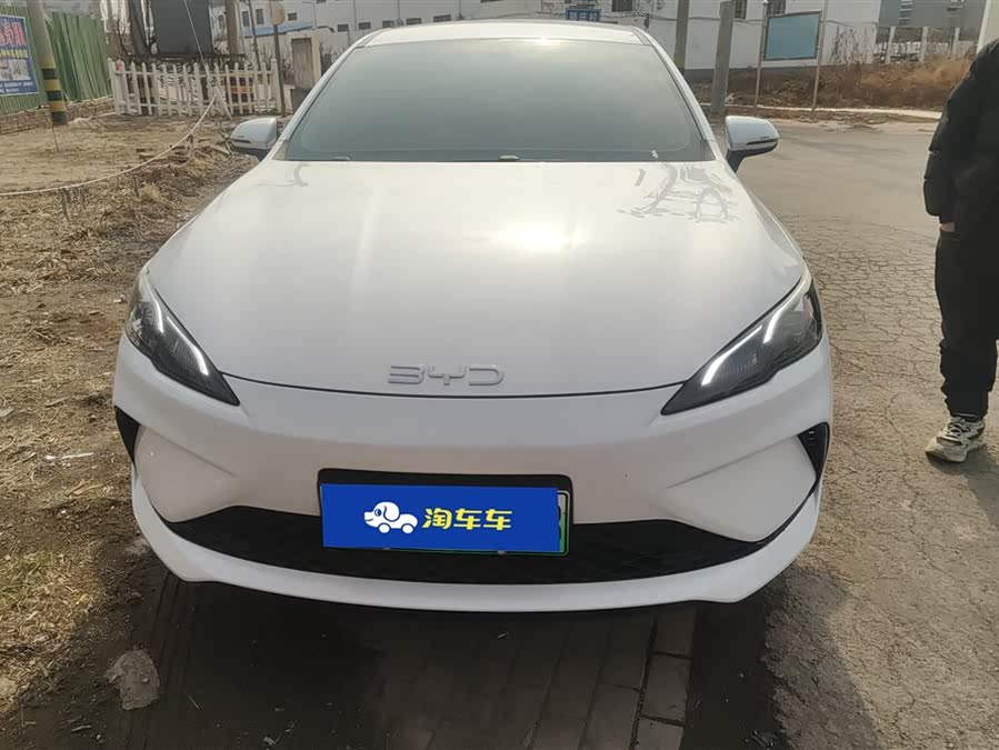 BYD Seal 05 DM-i 2025 immagine di auto #3