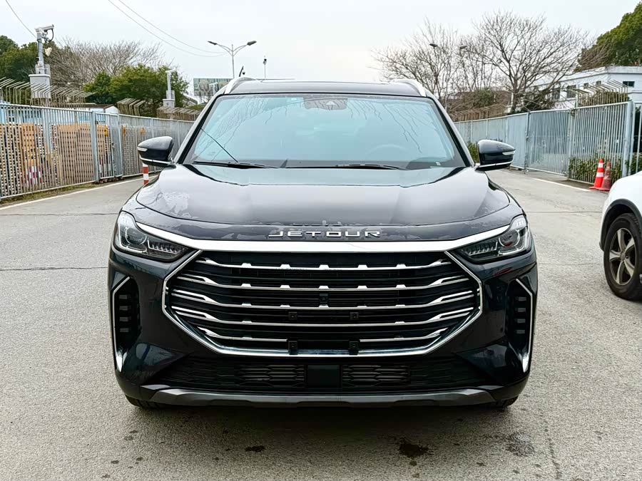 Jetour X70 PLUS 2022 car image #3