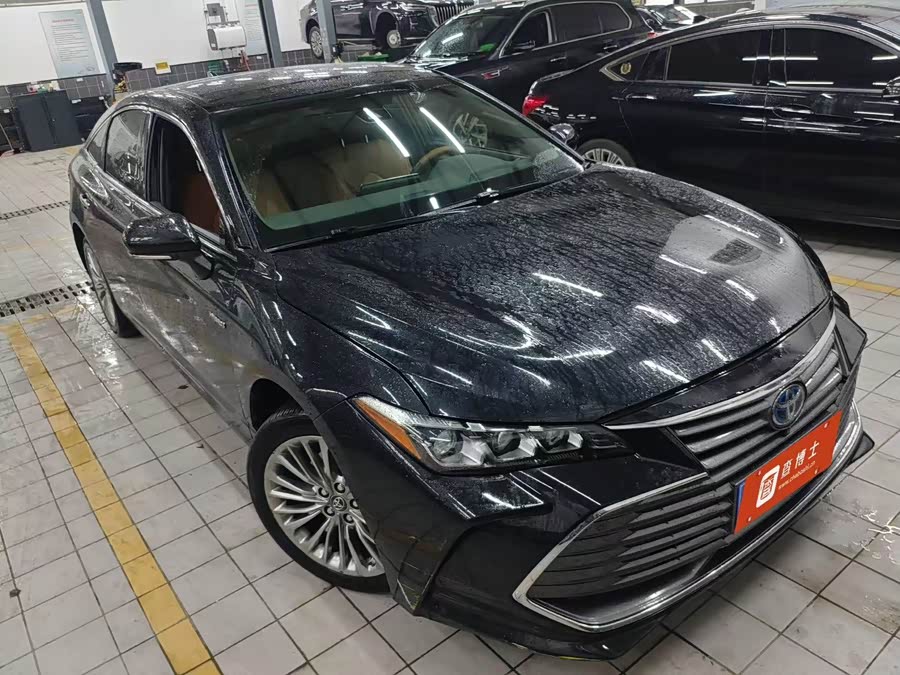 Toyota Avalon 2022 car image #3