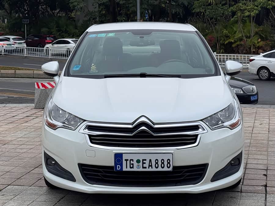 Citroen C4L 2015 imagen de coche #3