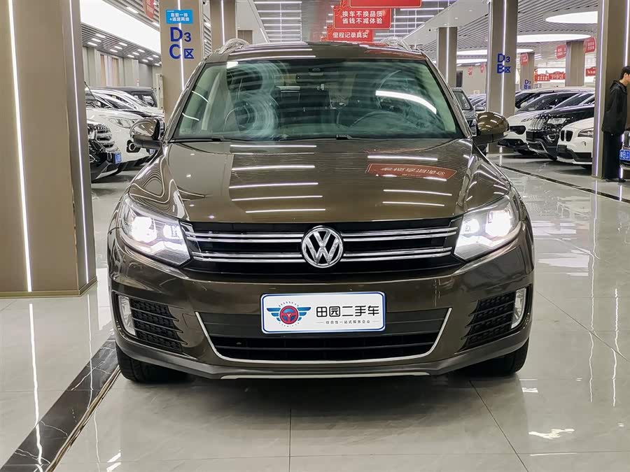 Volkswagen Tiguan 2015 car image #3