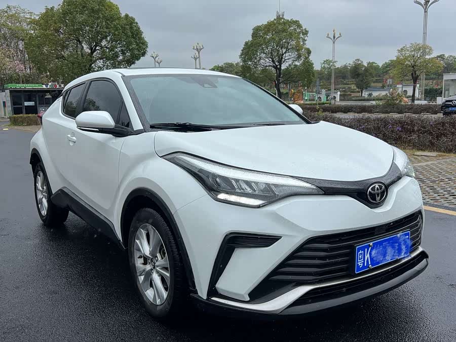 Toyota Izoa 2021 car image #3