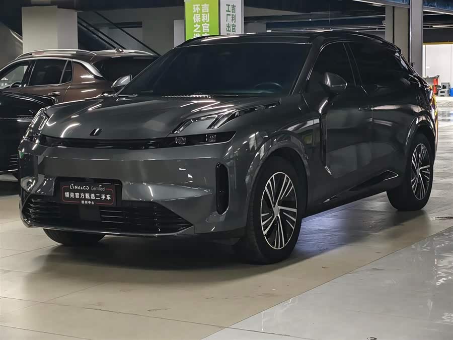Lynk & Co 08 EM-P 2024 car image #3