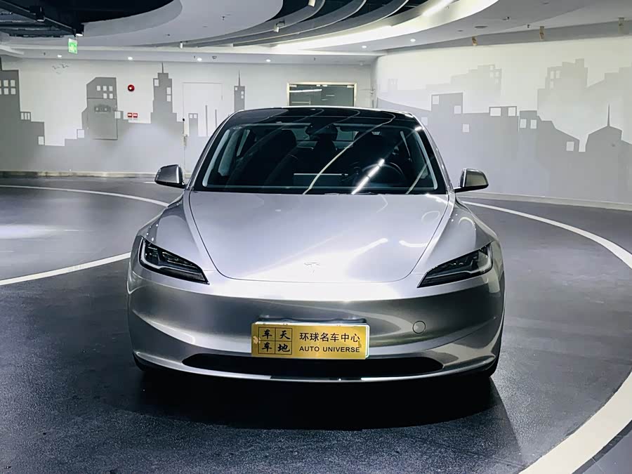 特斯拉 Model 3 2025 汽车图片 #3
