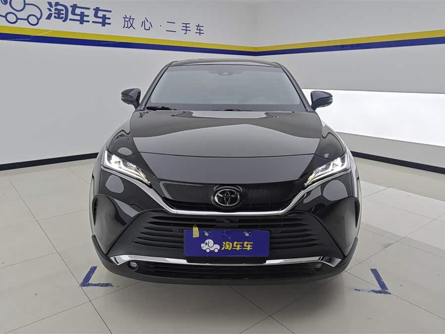 Toyota Harrier 2022 صورة سيارة #3