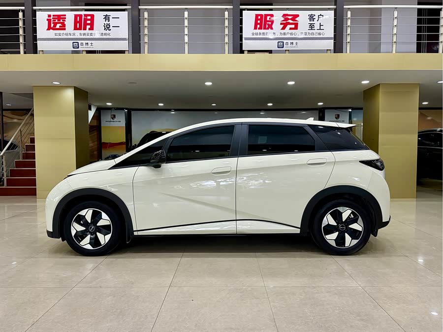 BYD Dolphin 2024 imagem de carro #3