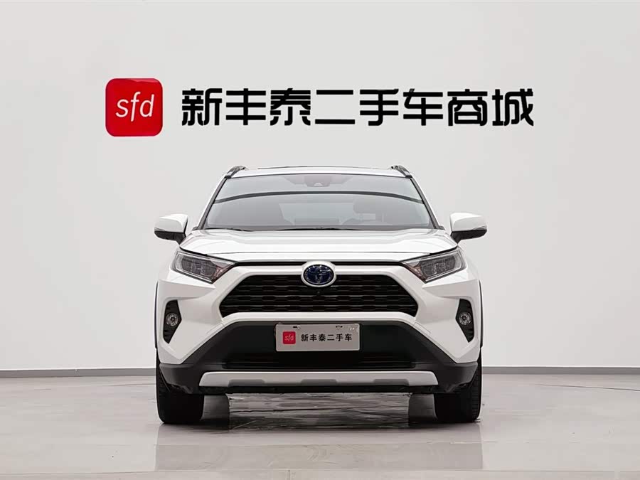 Toyota RAV4 2023 car image #3