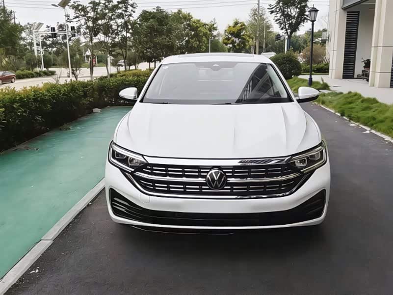 Volkswagen Sagitar 2026 car image #3