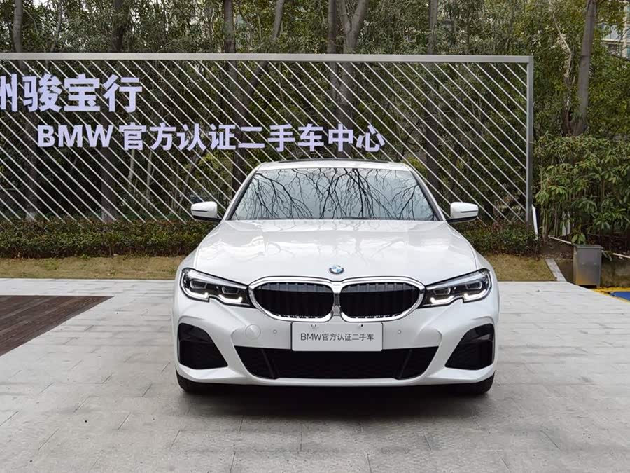 BMW 3 Series 2022 car image #3