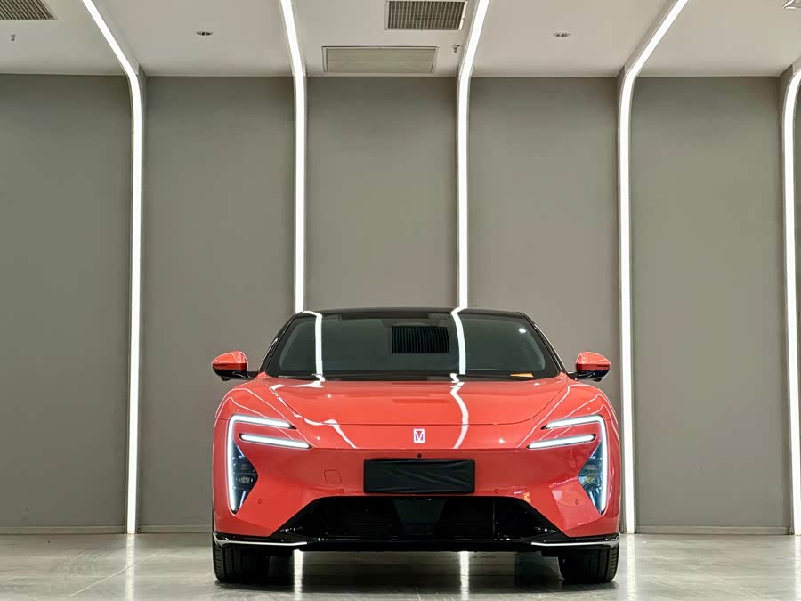 Avatr 06 2025 car image #3