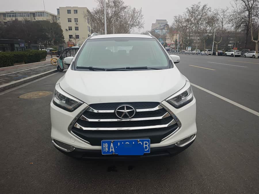 JAC 2015 #3 JAC 2015 car image #3