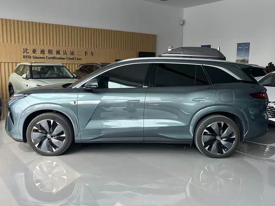 BYD Tang L 2025 immagine di auto #3