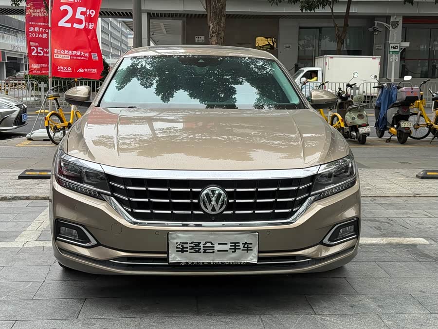 Volkswagen Passat 2018 car image #3