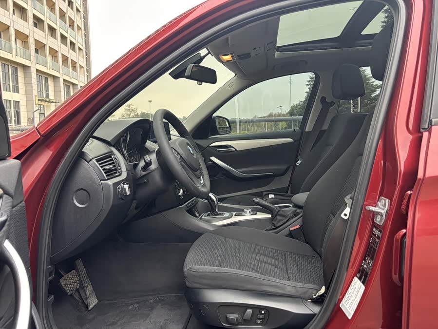 BMW X1 2015 car image #3
