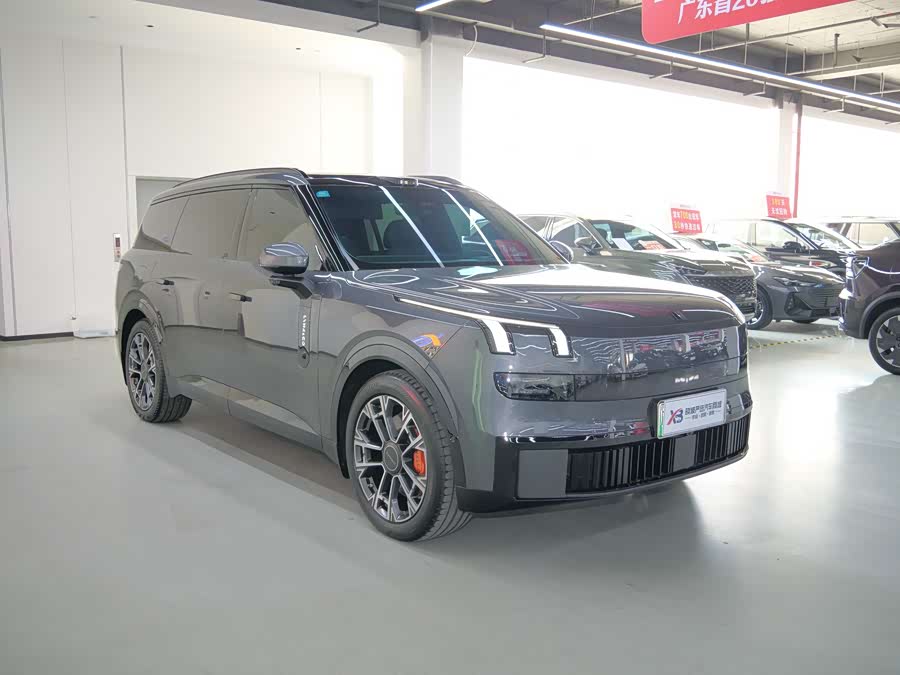 Lynk & Co 900 2025 #3 Lynk & Co 900 2025 car image #3