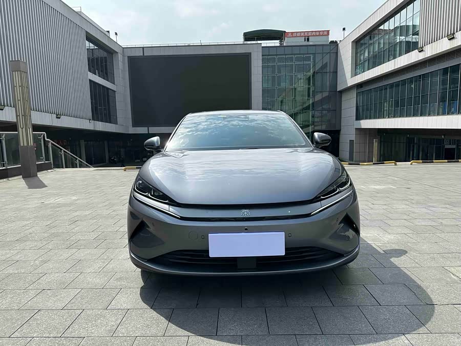 BYD Qin L 2025 car image #3