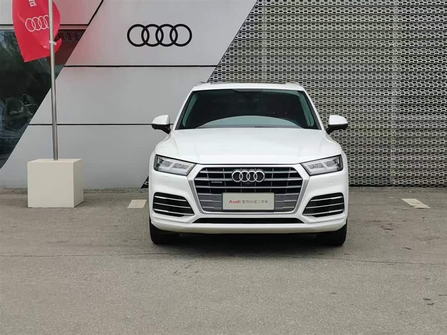 Audi Q5L 2019 car image #3