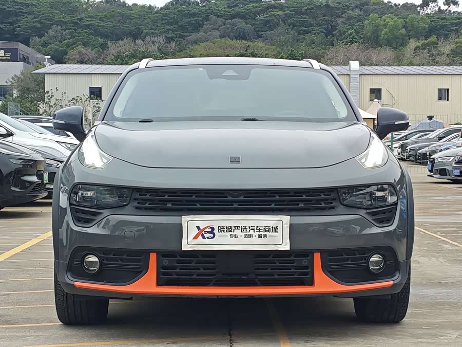 Lynk & Co 02 2019 car image #3