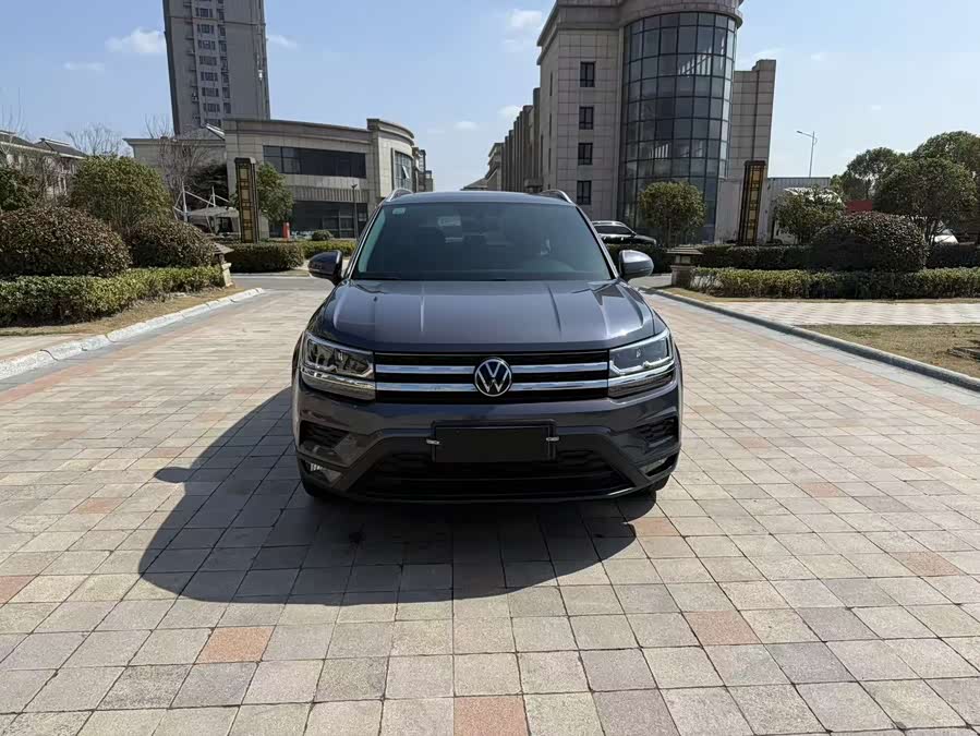 Volkswagen Tharu 2021 car image #3