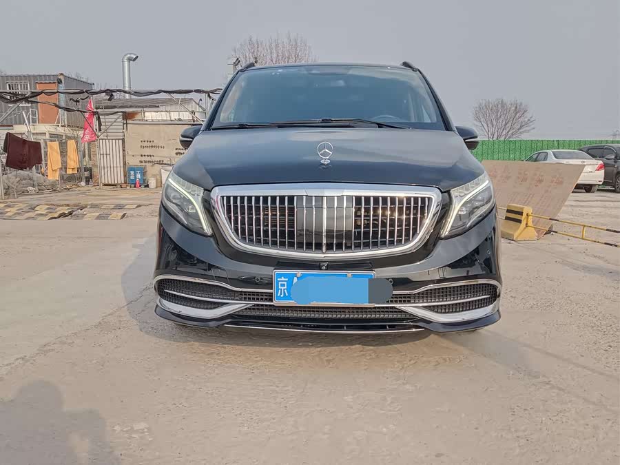 Mercedes-Benz V Class 2018 car image #3