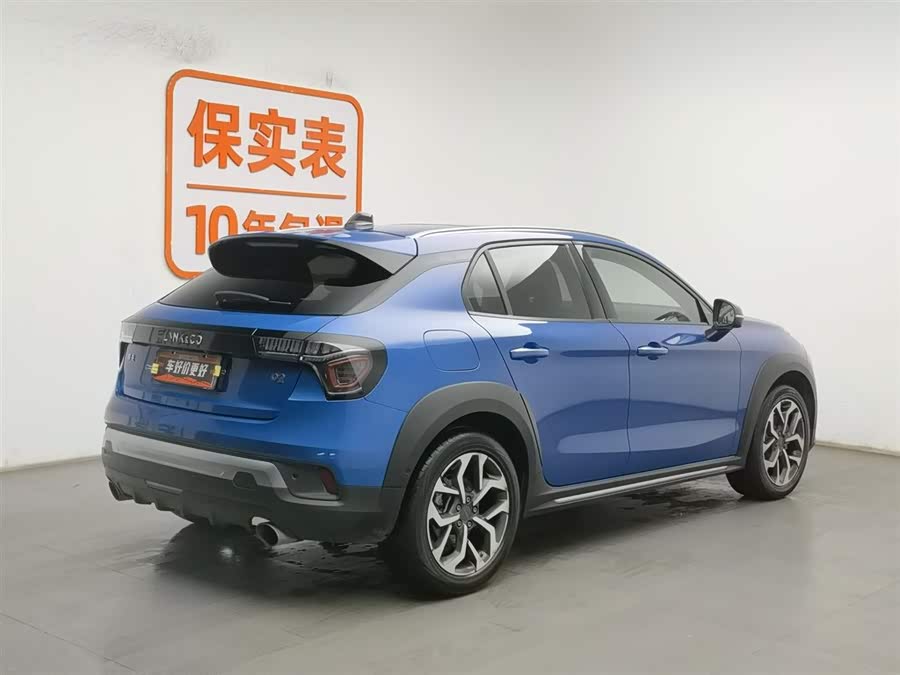 Lynk & Co 02 2018 car image #3