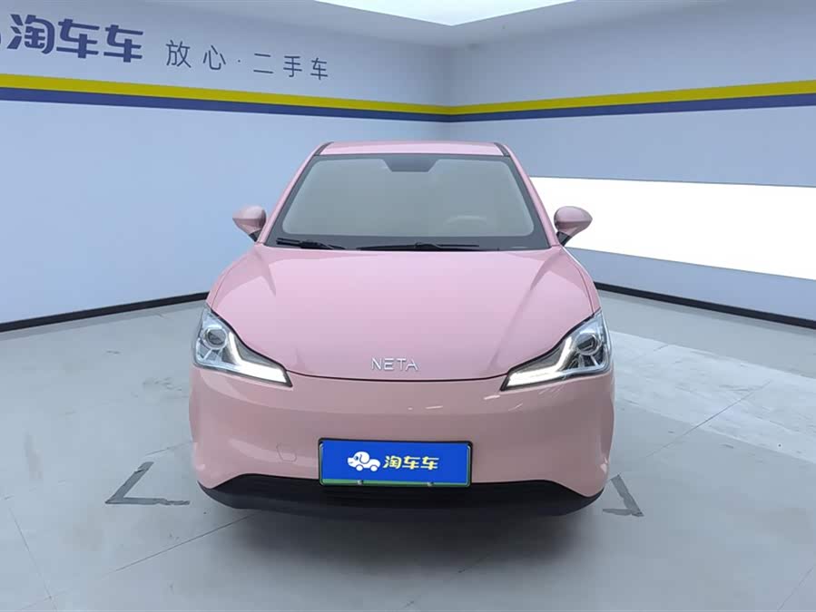 哪吒汽车 哪吒V 2022 汽车图片 #3